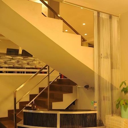 טנגרנג Benito Residence מראה חיצוני תמונה