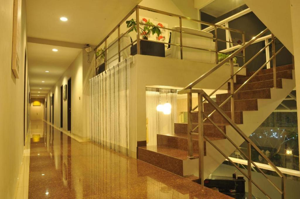 טנגרנג Benito Residence מראה חיצוני תמונה