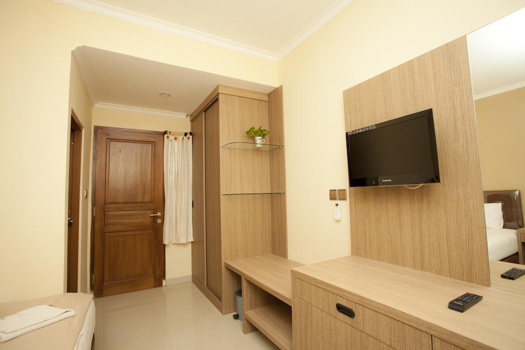 טנגרנג Benito Residence מראה חיצוני תמונה